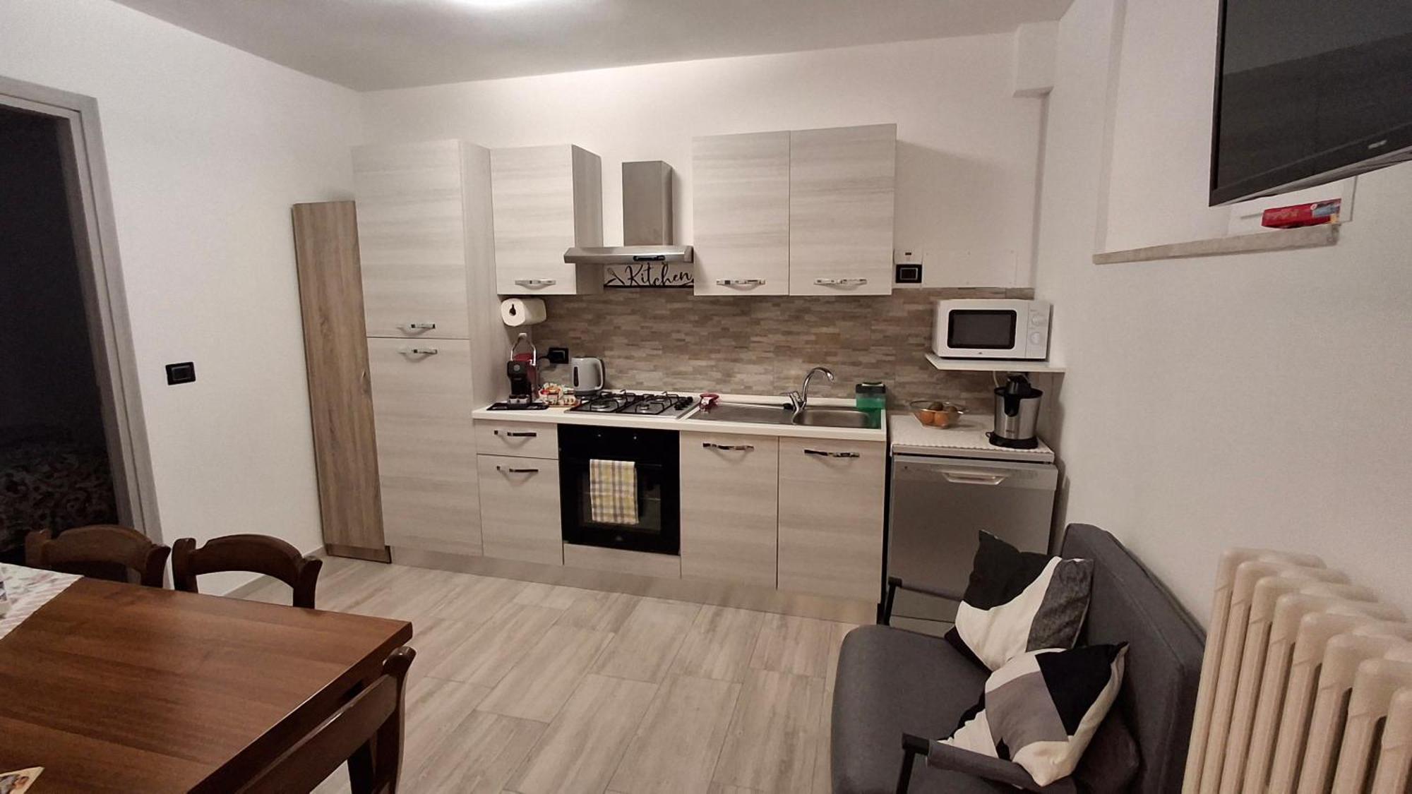 Pesa Apartment B&B Ascoli Piceno Exteriör bild